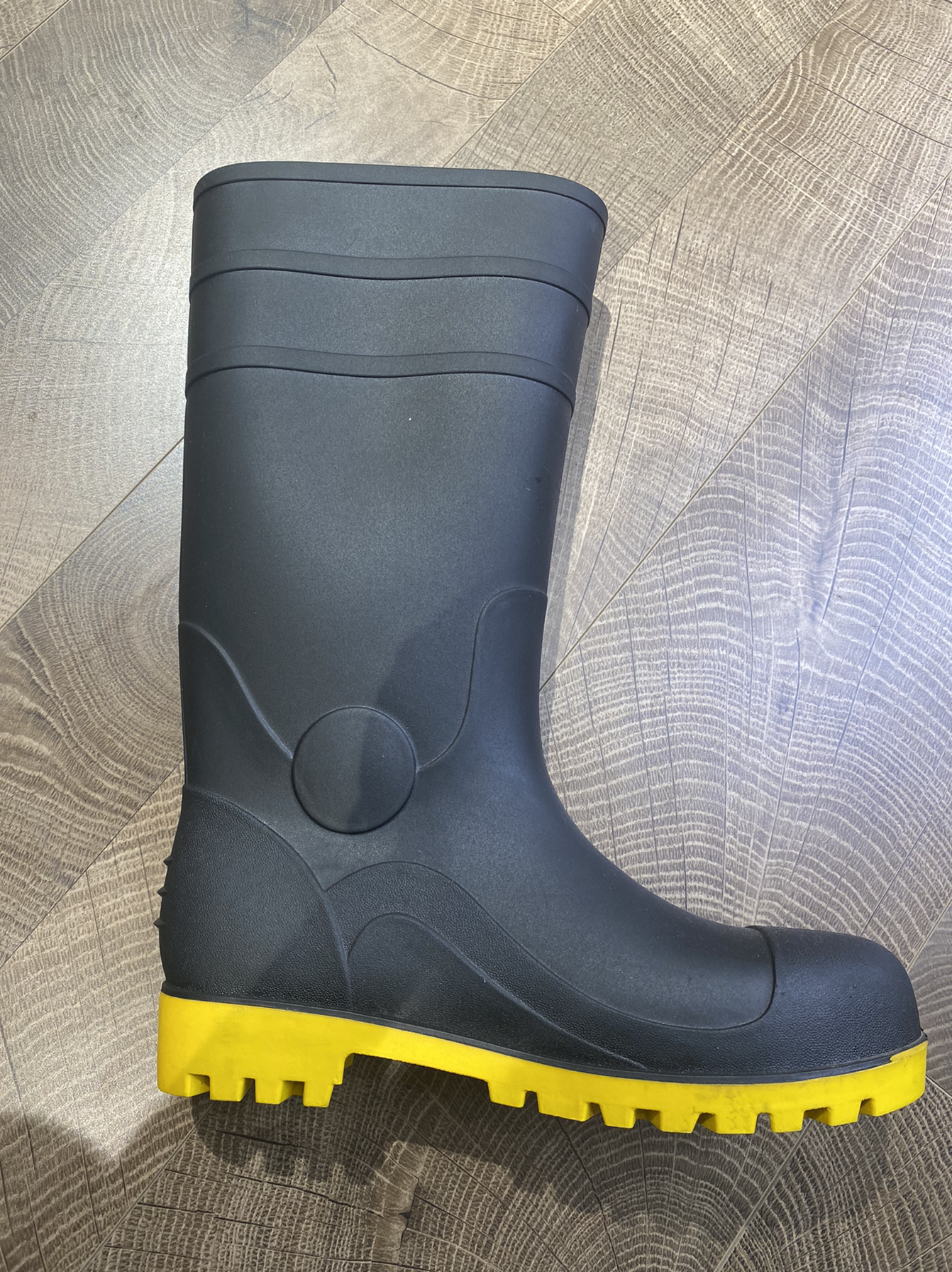 Botas Deportivas de Seguridad Punta Acero y Suela SS para trabajos especiales